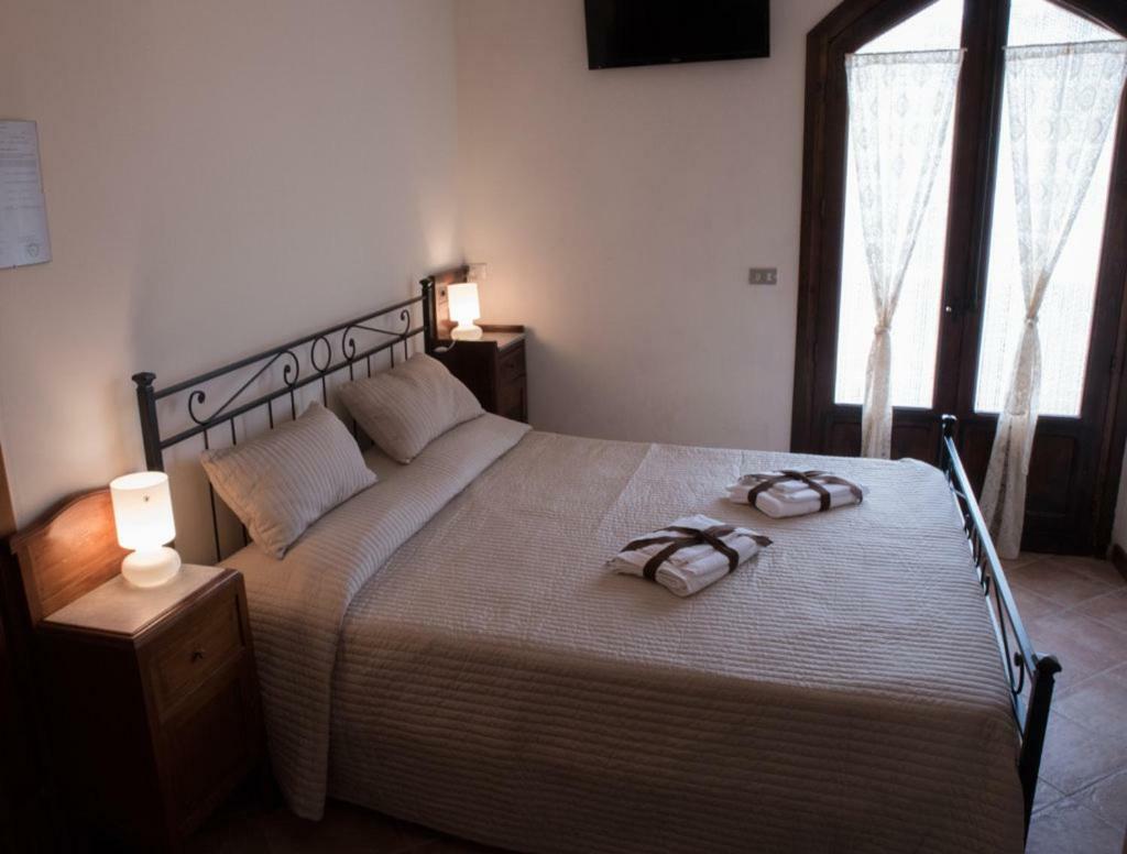 Il Castello Hotel Piazza Armerina Bagian luar foto