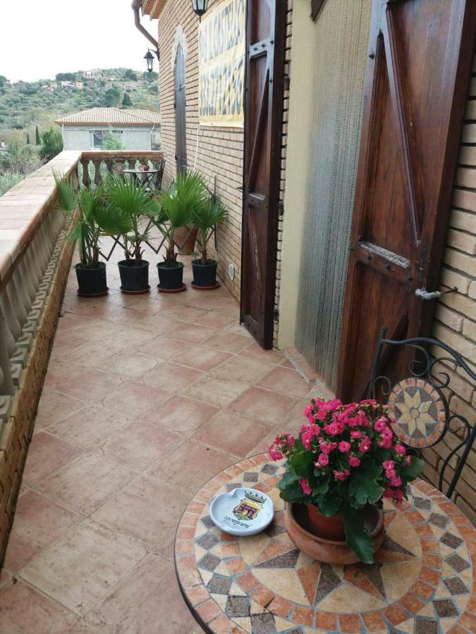 Il Castello Hotel Piazza Armerina Bagian luar foto